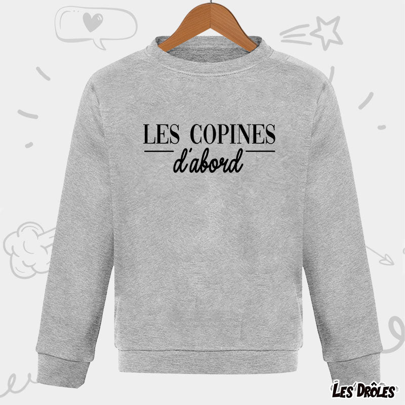 Pull "Les Copines d'abord"