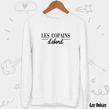 Pull "Les Copains d'abord"